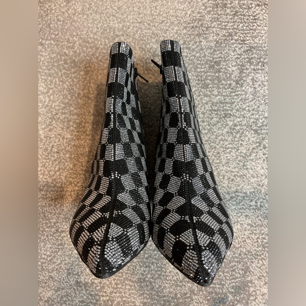 Wild Pair Ingridd Black & White Checkered Rhinestone Booties - Size 7 (NIB) - Picture 11 of 16